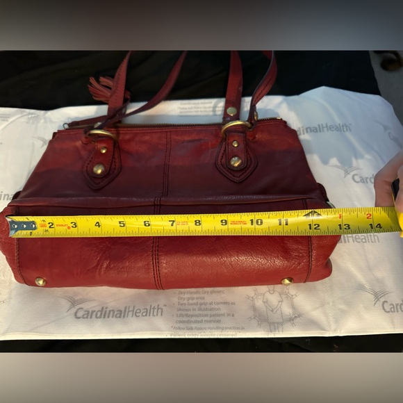 The Sak 100% Leather  Over The Shoulder Purse Hand Bag Red Center Zipper - Picture 10 of 12